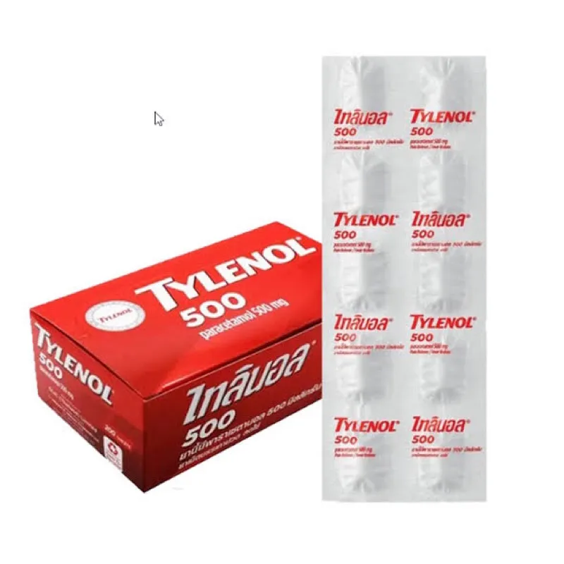 Коробка Tylenol 500 мг с упаковкой таблеток на белом фоне.